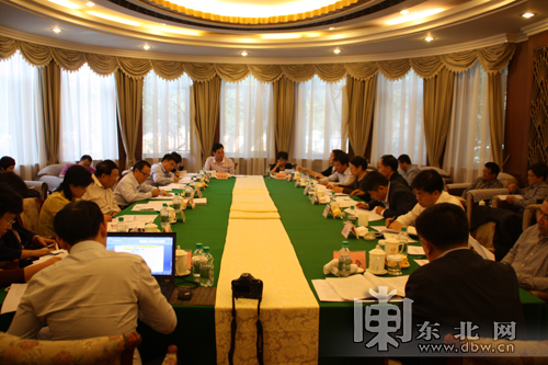 調研組聽取我省工作情況進行匯報。東北網見習記者 楊帆 攝