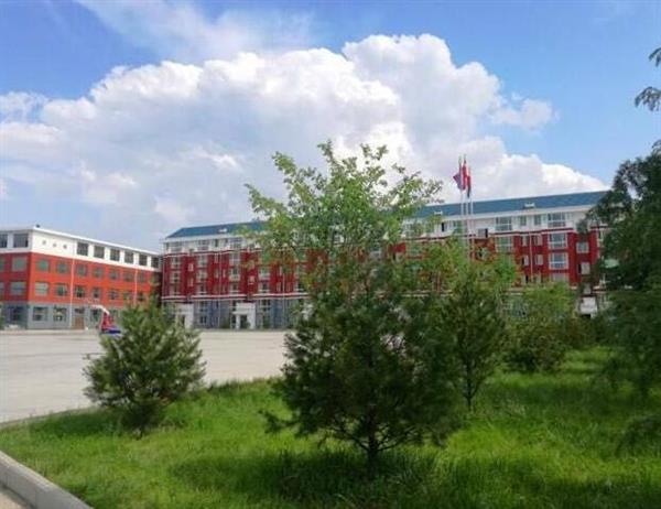 齊光科技文化專業學校有口腔醫學專業嗎？