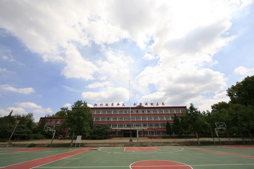 中國洛陽一拖技師學院有哪些熱門專業？